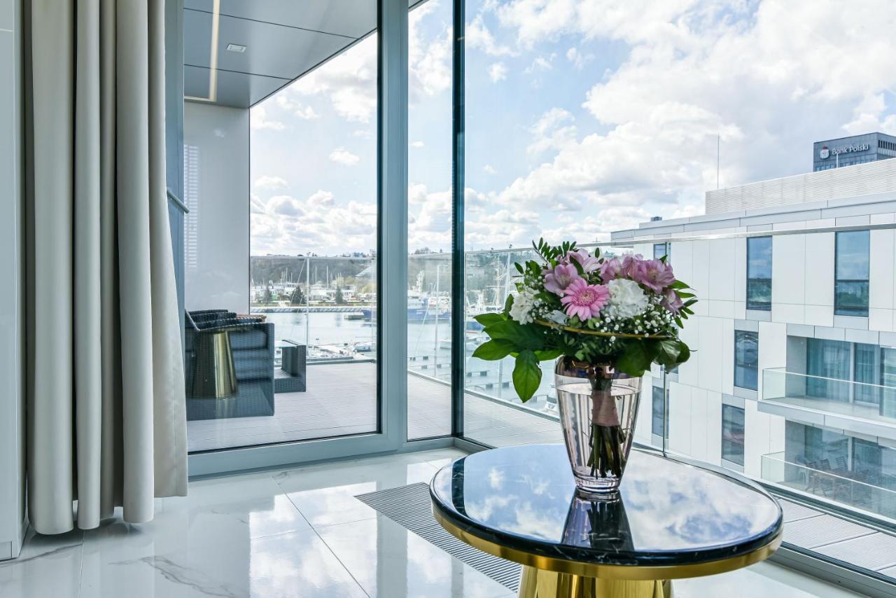 Apartament Faltom 20 Yacht Park Premium Gdynia Bagian luar foto