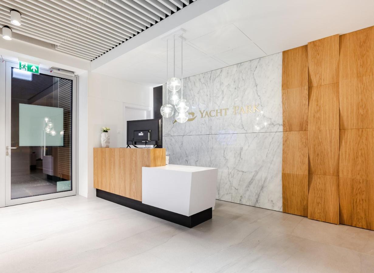 Apartament Faltom 20 Yacht Park Premium Gdynia Bagian luar foto
