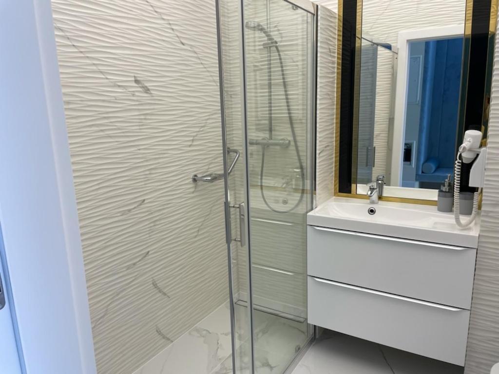 Apartament Faltom 20 Yacht Park Premium Gdynia Ruang foto